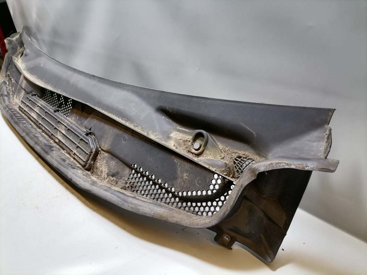 Mercedes Benz A Klasse W169 original Windlauf A1698300413 985681F BJ07